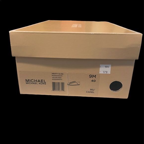 Micheal Kors Kristy Slide Monogram Jacquard shoes - Picture 3 of 4